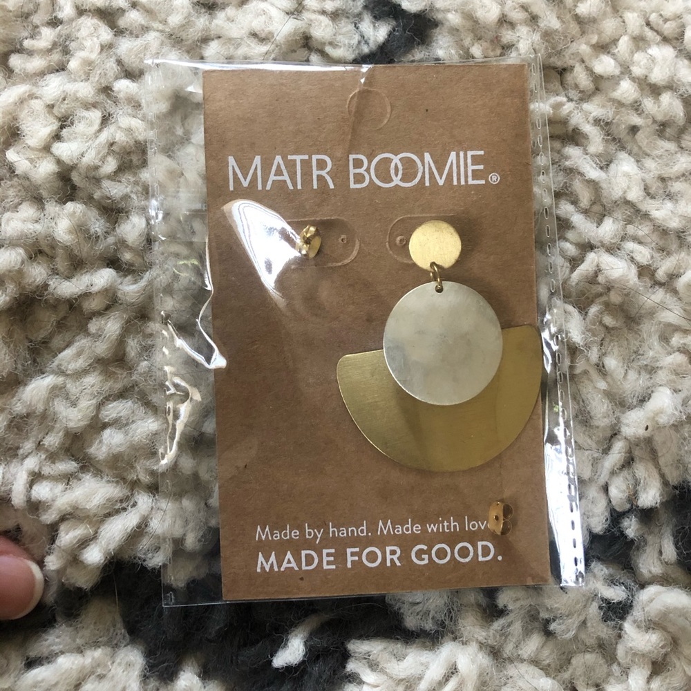 MATR BOOMIE - BRAND NEW Earring . Made by Hand
